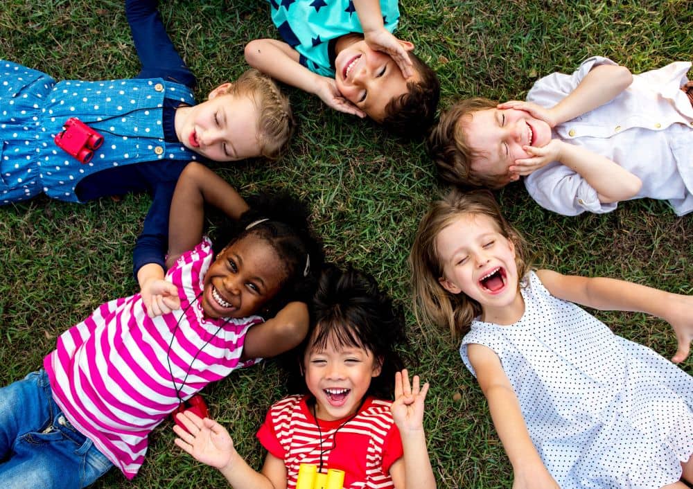 Spending time in nature keeps children’s minds fresh.