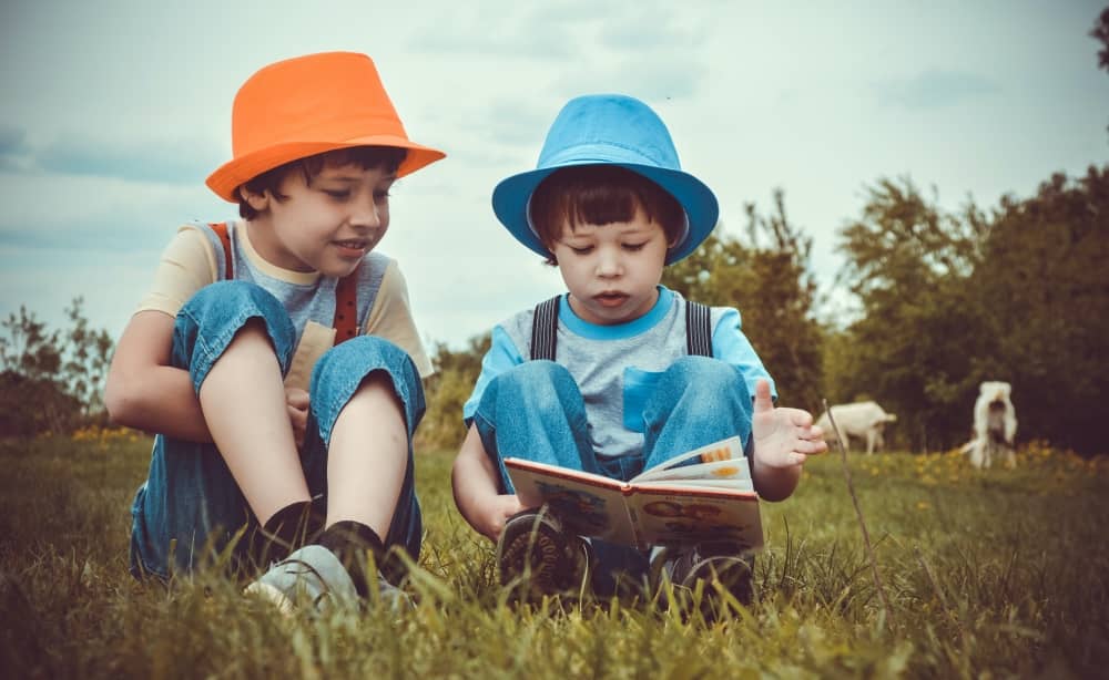 Reading helps to develop a young child’s brain.